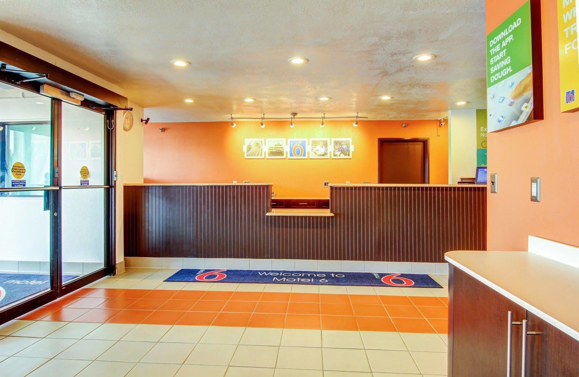 Motel 6-Columbia, Mo - East Buitenkant foto