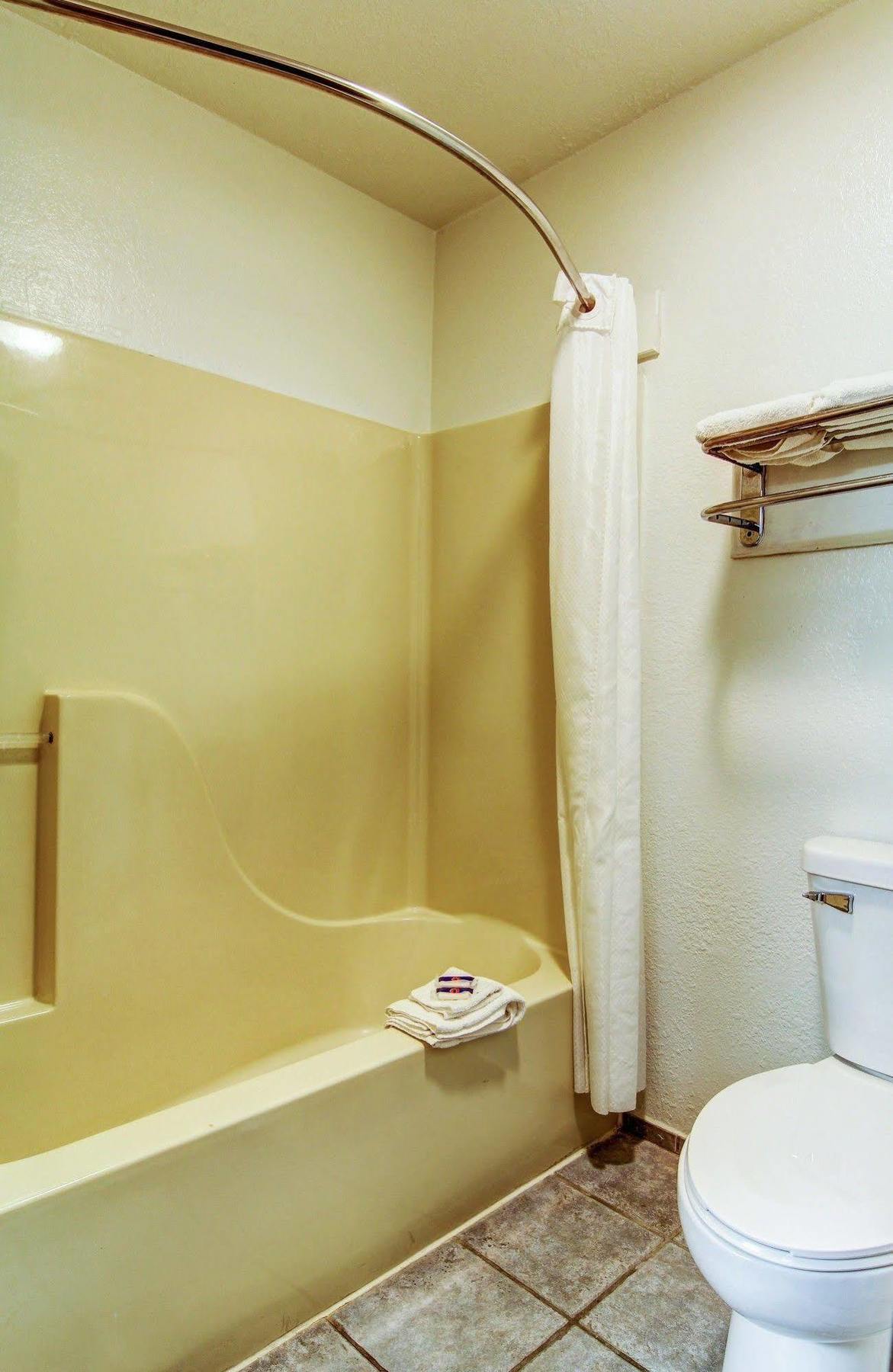 Motel 6-Columbia, Mo - East Buitenkant foto